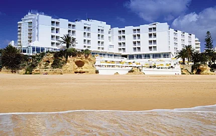 Holiday Inn Algarve - Armacao de Pera