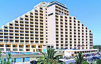 Yellow Praia Monte Gordo Hotel