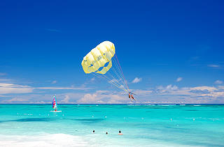 DOMREP-Karibik-Strand